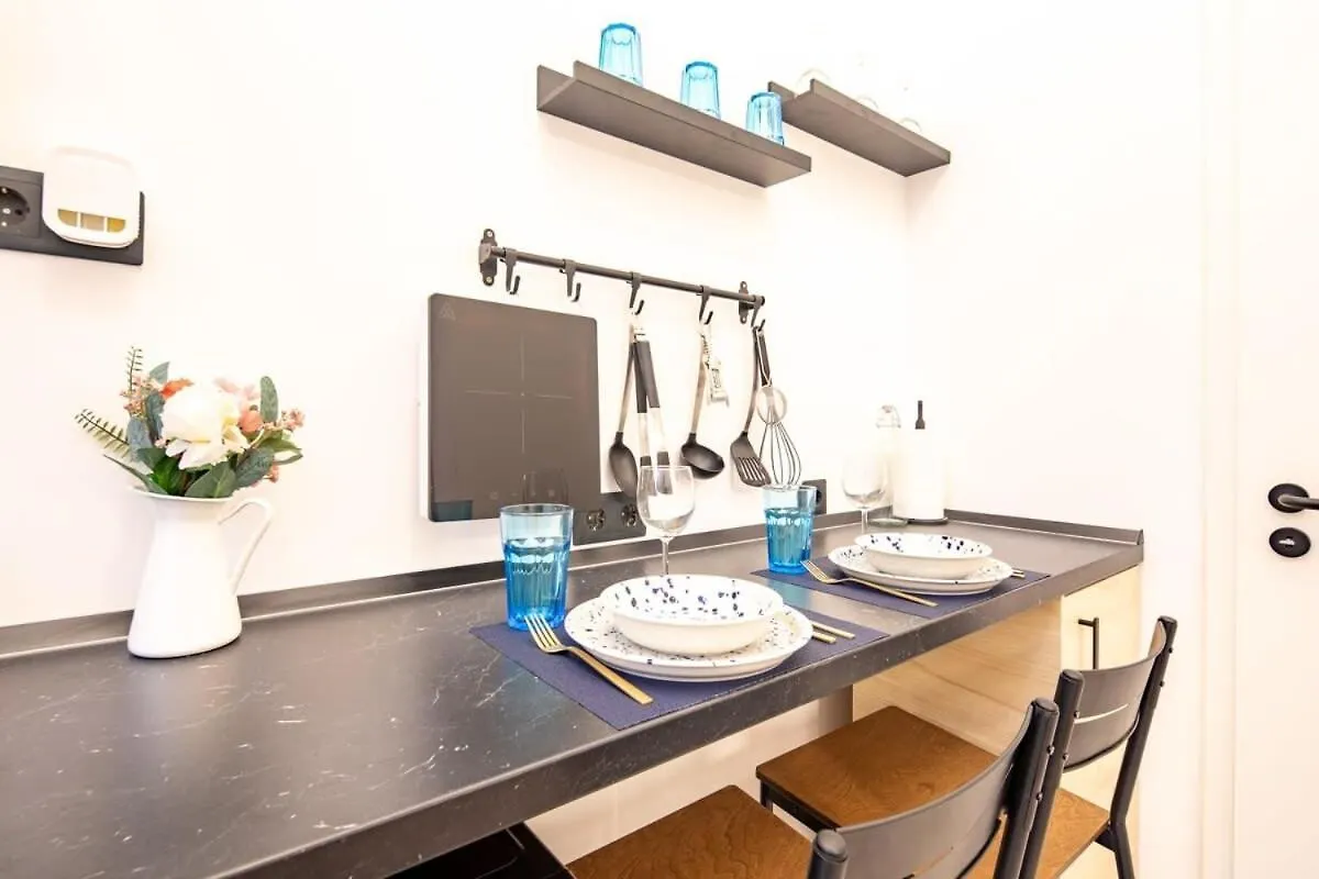 Cute Modern Getaway In The Heart Of The City Budapest 0*,