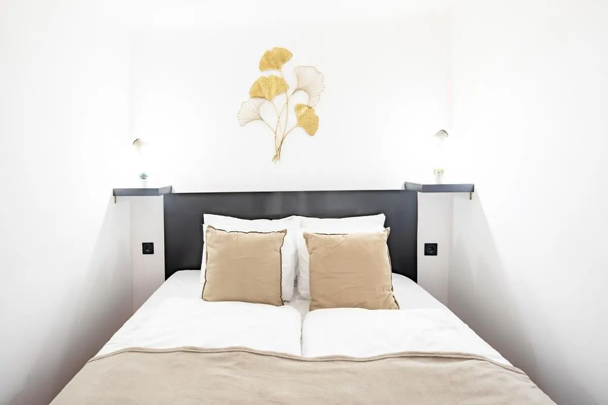 Apartment Cute Modern Getaway In The Heart Of The City Budapest