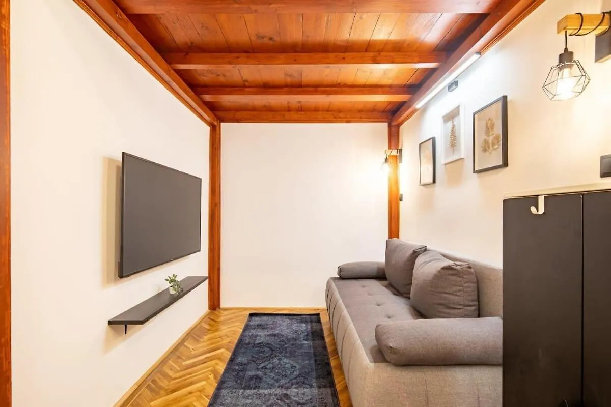 Apartment Cute Modern Getaway In The Heart Of The City Budapest Hungary